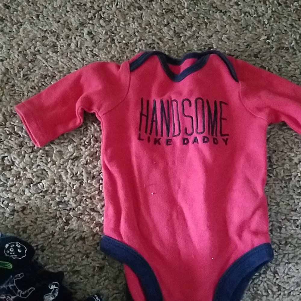 Baby oneie